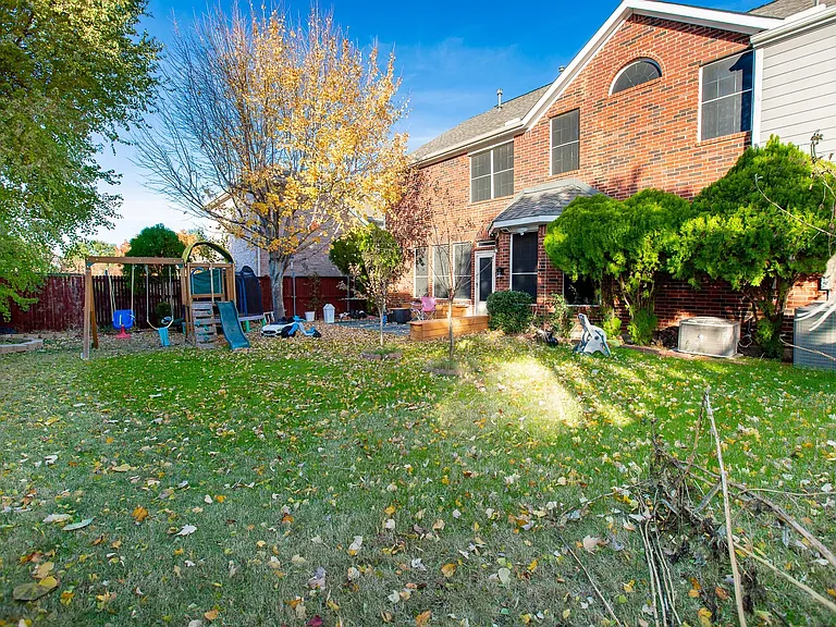 8335 Richmond Ct — Photo 25