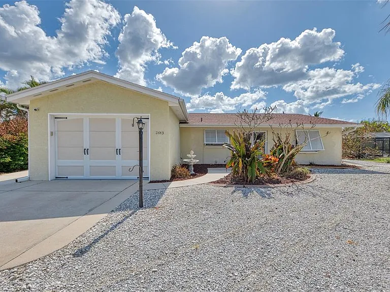 2643 Lear Rd — Photo 2