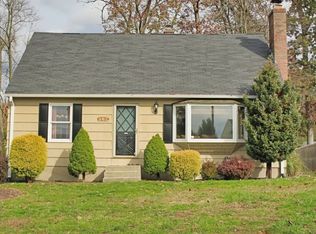 15 Albee St, Springfield, MA 01129