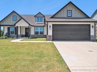 7504 N 157th East Ct, Owasso, OK 74055