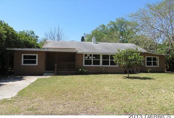 2nd image of 850 Lakewood Dr