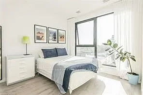 181 King St S #1010 — Photo 26
