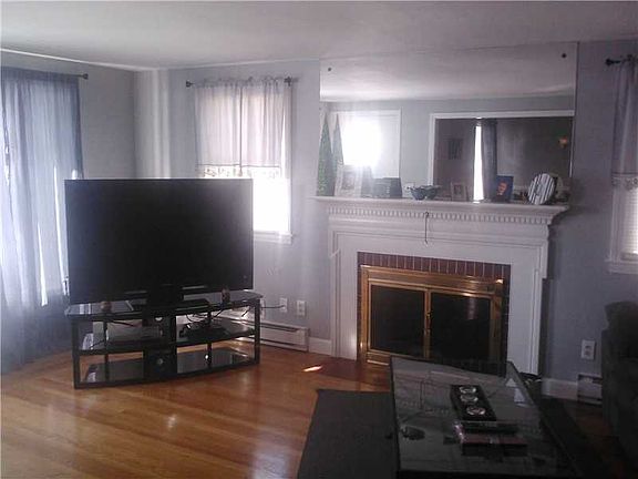 2nd image of 244 Garden City Dr