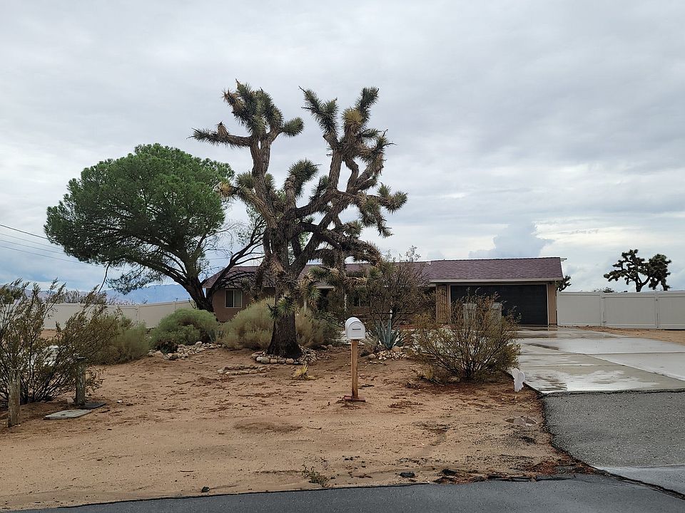 1st image of 18855 Valencia Ct