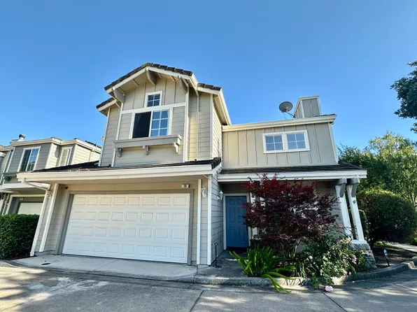 19 Village Square Pl, Pleasant Hill, CA 94523