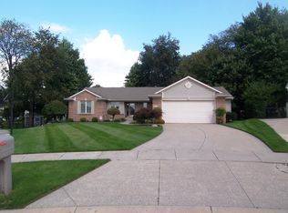 2677 Rattan Ct SW, Wyoming, MI 49418