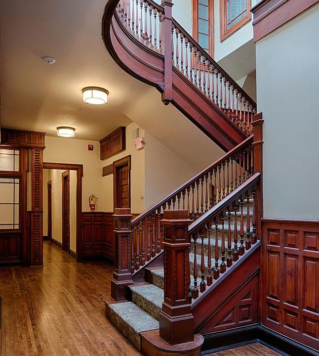 1st image of 1605 Hennepin Ave #32