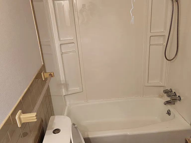 1713 W Grandview Blvd #B — Photo 5