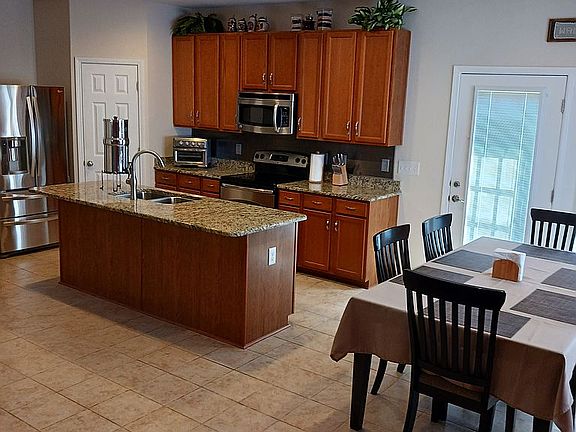 Kitchen / Dining Room-