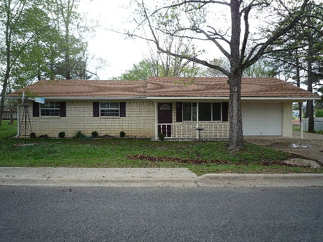 1st image of 719 Dennis St
