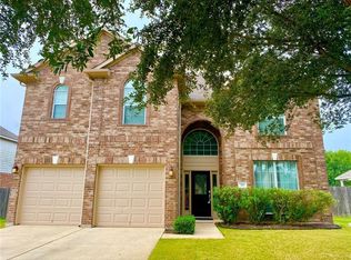 521 Sweet Gum Dr, Kyle, TX 78640