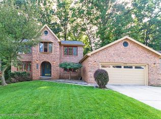 2433 Kings Cross, East Lansing, MI 48823