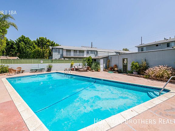 3rd image of 6167 Coldwater Canyon Ave #10