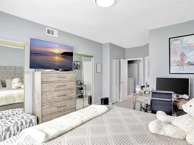 7921 Sanibel Dr #7921 — Photo 29