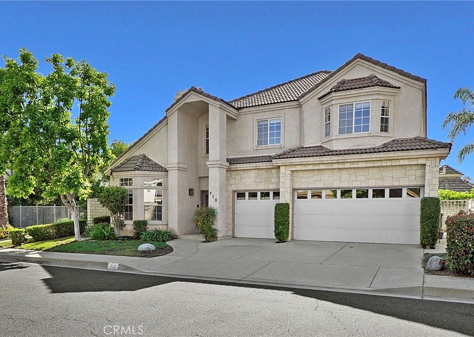 1st image of 713 Country Oaks Ln
