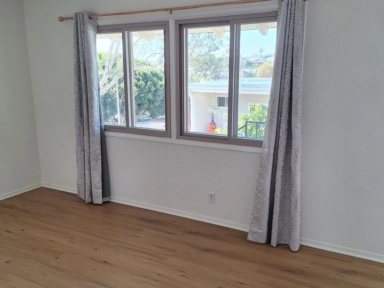 8321 W Manchester Avenue — Photo 4