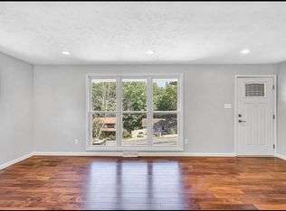 106 Firwood Dr, Bridgeville, PA 15017