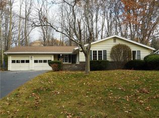 30 Saddle Back Trl, Rochester, NY 14624
