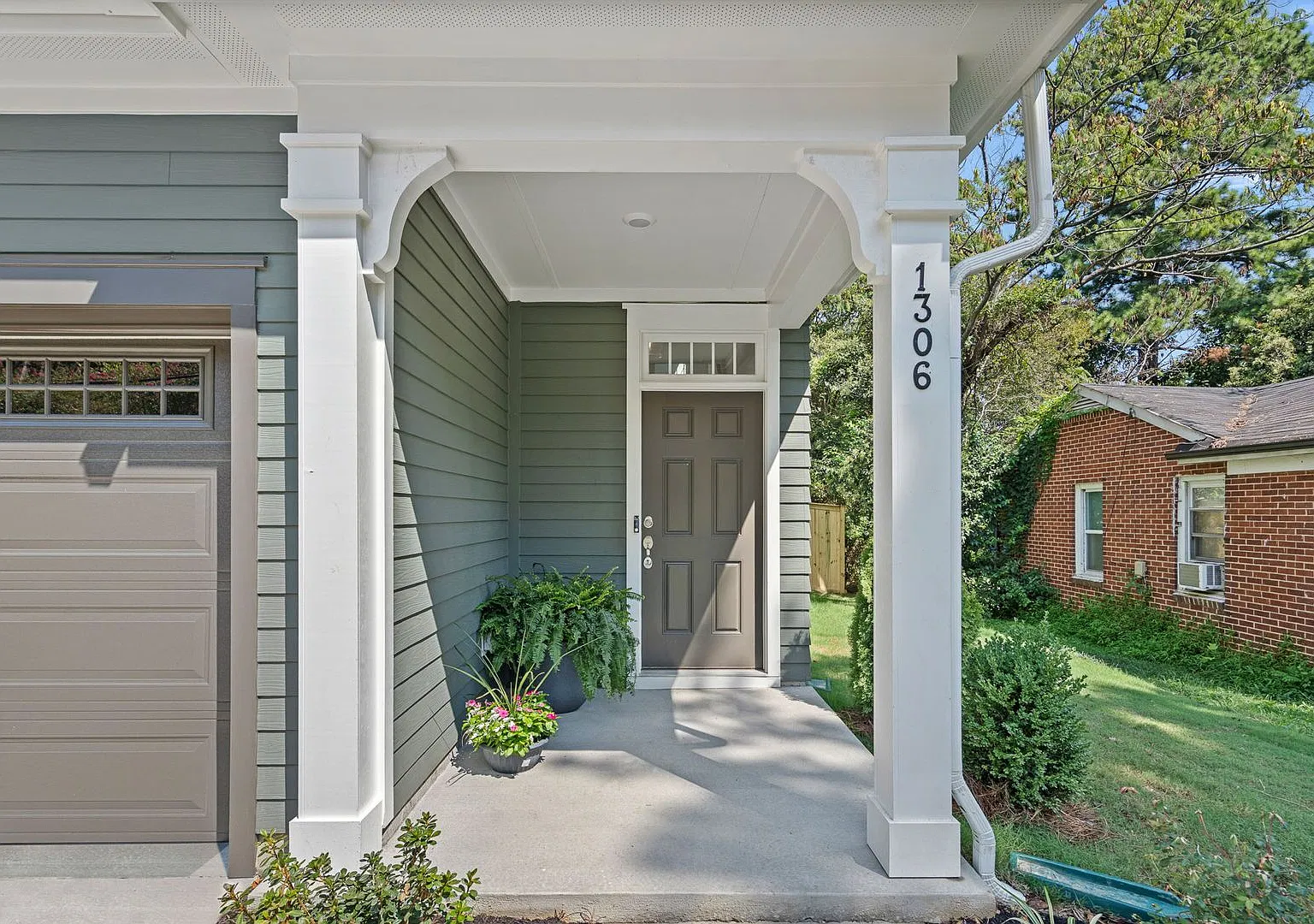 (Coming soon) Minutes to Uptown, NoDa & Camp North End — Photo 2