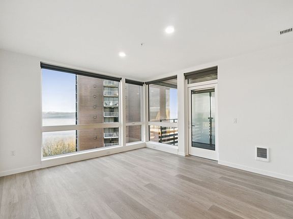 2nd image of 23 N Broadway #1287