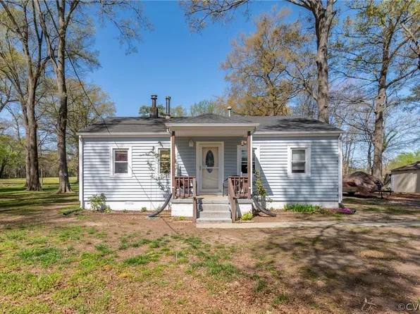 21710 Hudson St, South Chesterfield, VA 23803