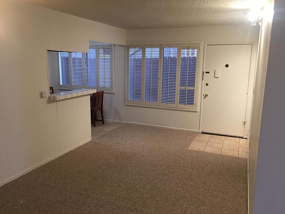 4th image of 142 5th St APT 4