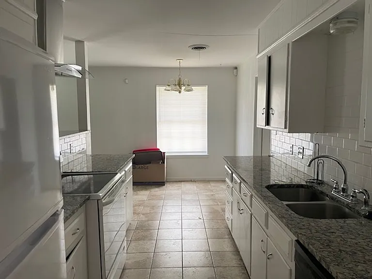 817 N 10th St — Photo 5