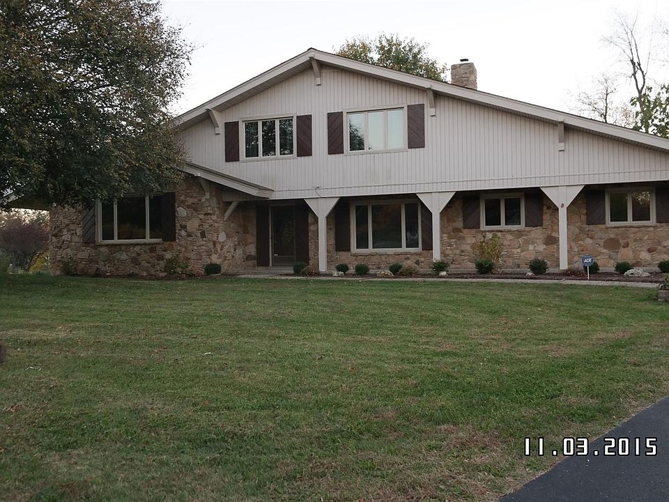 1st image of 122 Lantern Ct