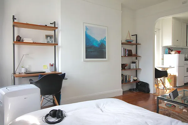 Rented by J Misrahi Realty Corp | media 10