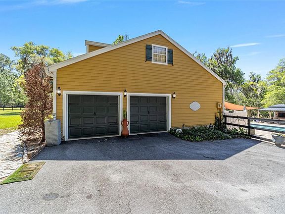 4th image of 9220 SW 19th Avenue Rd