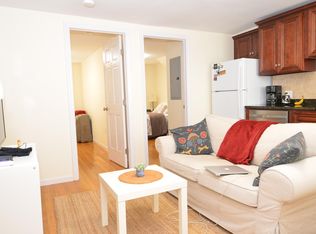 33 Oak St #3, Boston, MA 02111