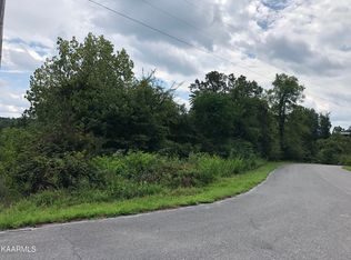 Long Spur Trl, Dandridge, TN 37725