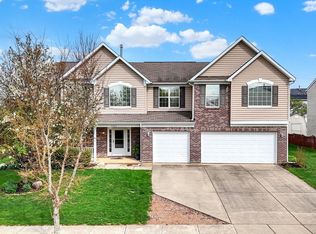 19304 Searay Dr, Noblesville, IN