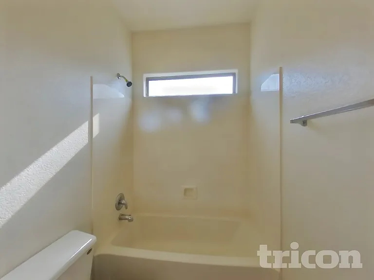 42614 W Venture Rd — Photo 16