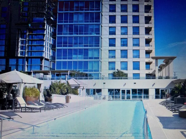 300 Bowie St APT 1706, Austin, TX 78703