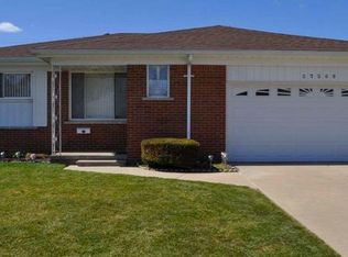27269 Shackett Ave, Warren, MI 48093