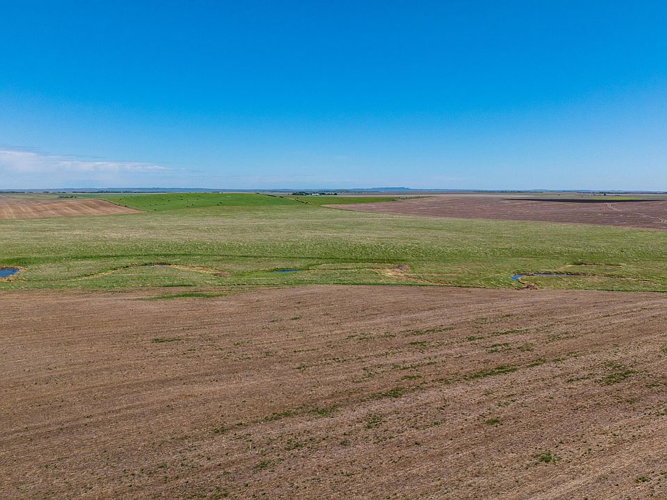 1st image of Sec 36 4 Avenue Southeast N Lot 7