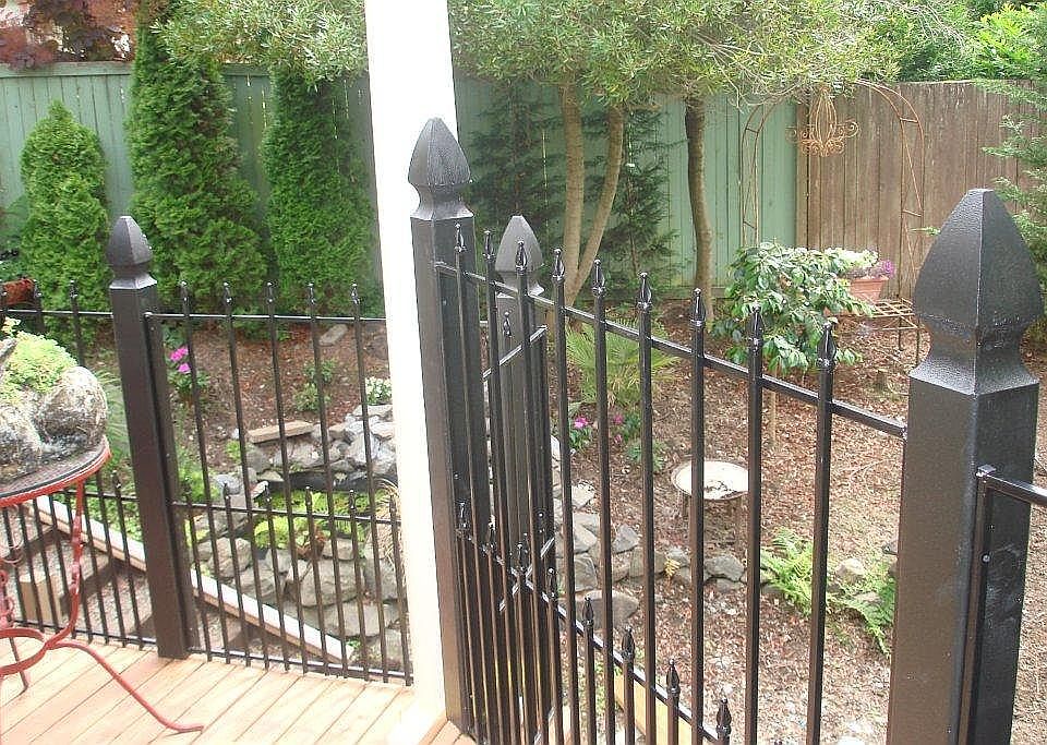 1st image of 1140 NW Honeywood Pl