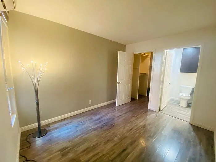 5540 Lindo Paseo #3 — Photo 24