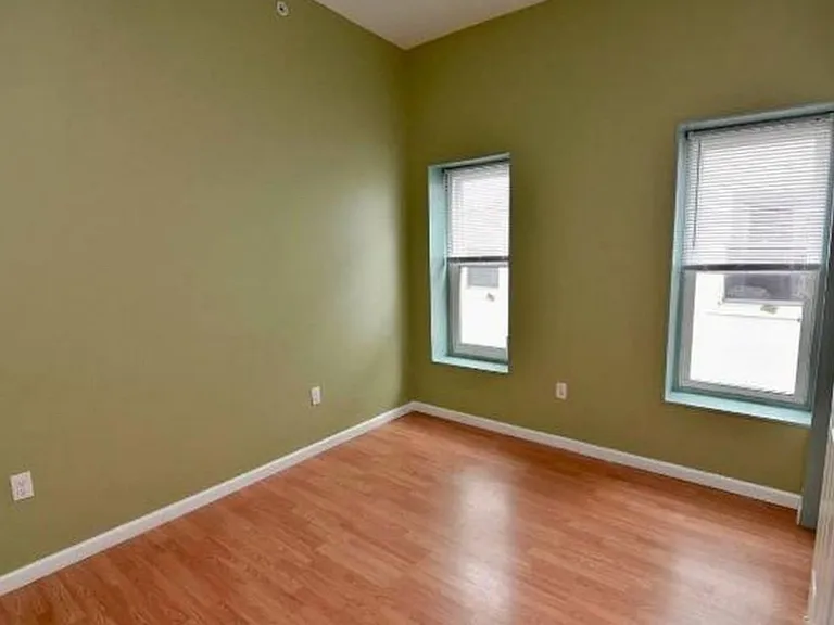 120 S 46th St #2B — Photo 16