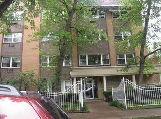 1930 W Estes Ave #105, Chicago, IL 60626