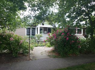 4202 33rd Ave W, Seattle, WA 98199