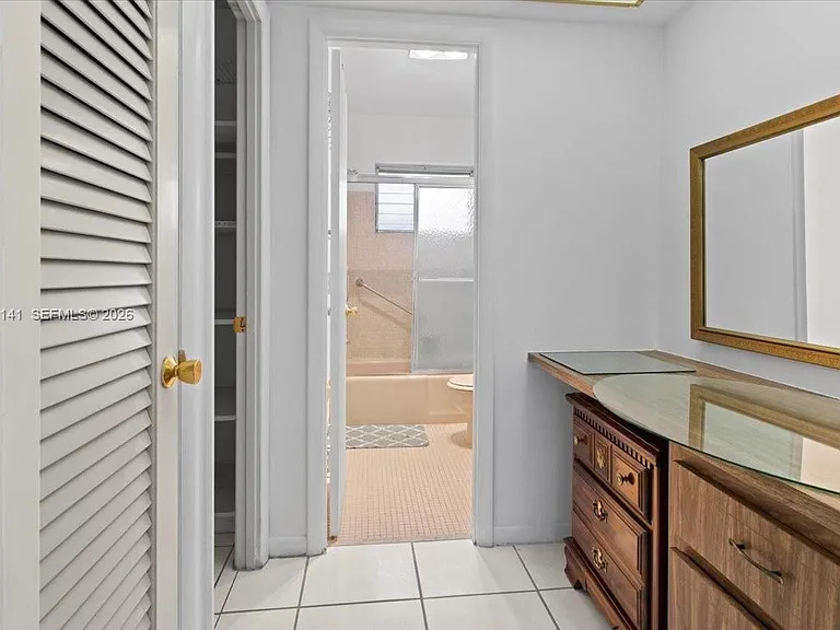 2200 Park Ln #109 — Photo 17