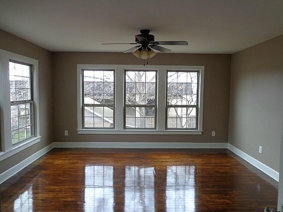 5th image of 705 W Knox St #B