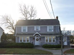 46 Conklin Street, Farmingdale, NY 11735