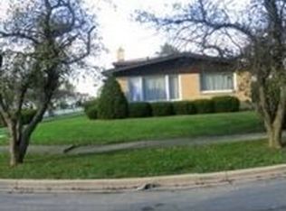 2201 Tamarack Dr, Joliet, IL 60432