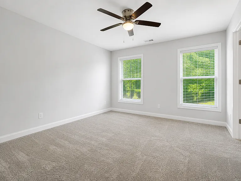 718 Park Ave — Photo 7