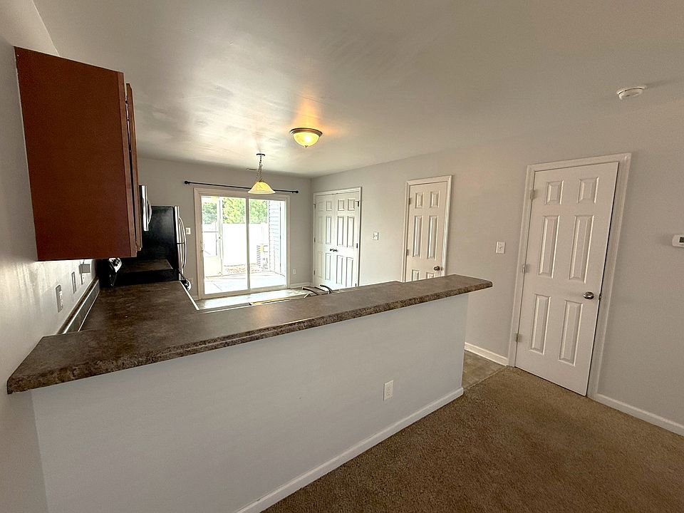 Dining Rm