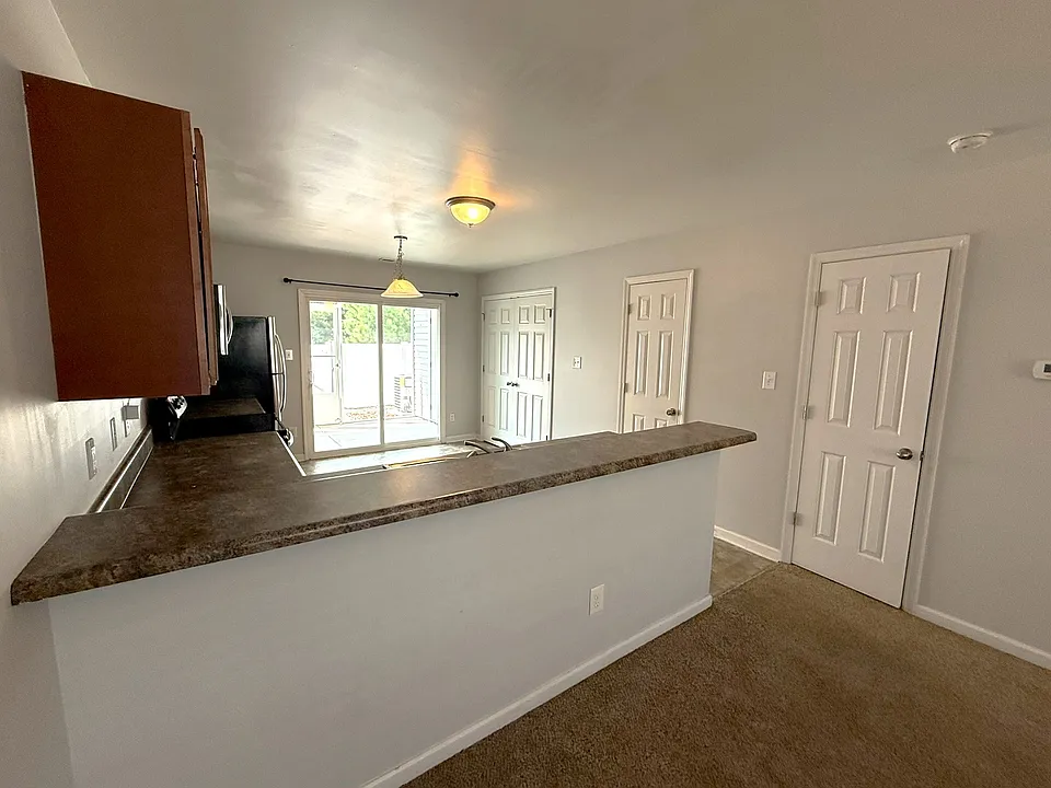 Dining Rm
