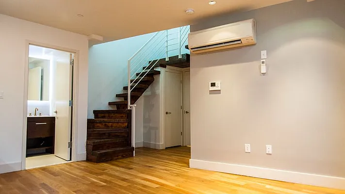 Rented by Nooklyn NYC LLC | media 37